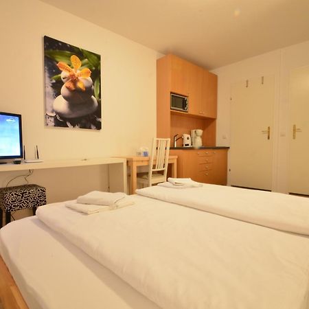 Ajo Vienna Siemens - Contactless Check-In Apartment ภายนอก รูปภาพ